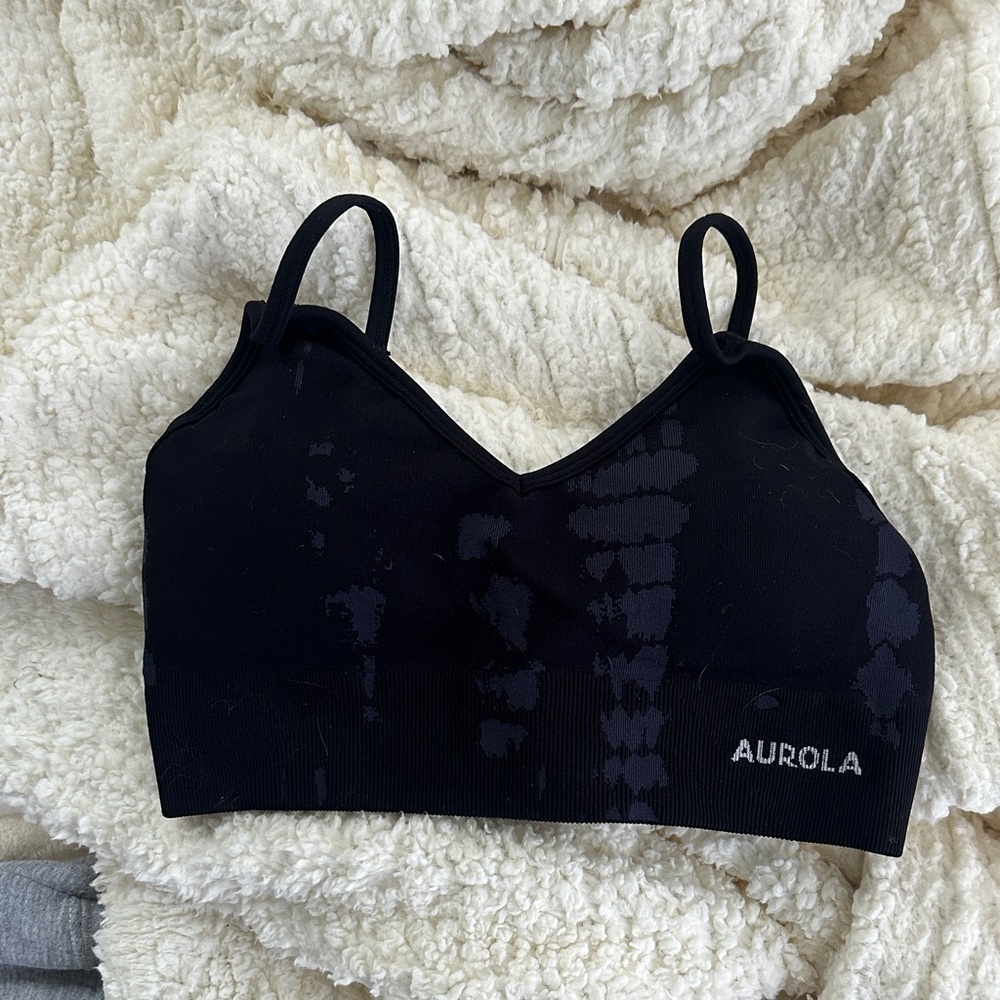 Aurola Sports Bra